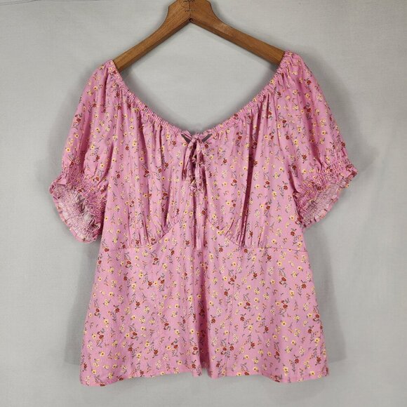 Torrid Challis Smocked Puff Sleeve Crop Top Pink  Size 2x Floral Smocked Whimsy - Picture 1 of 7